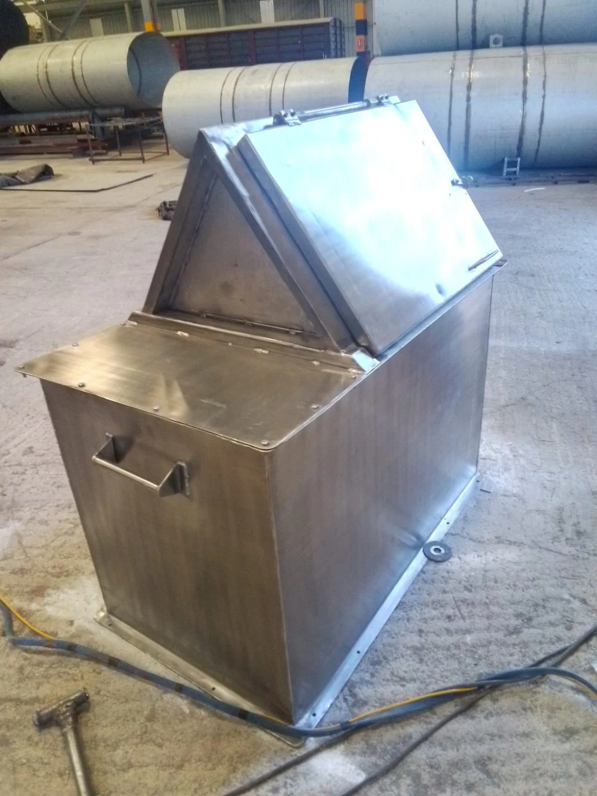 Stainless steel cover and cabinet